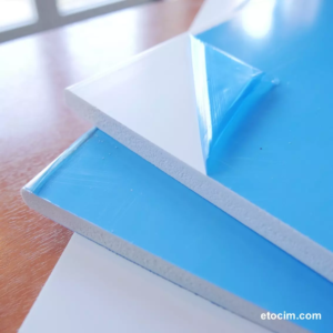 plaque-pvc-expanse-blanc-predecoupee